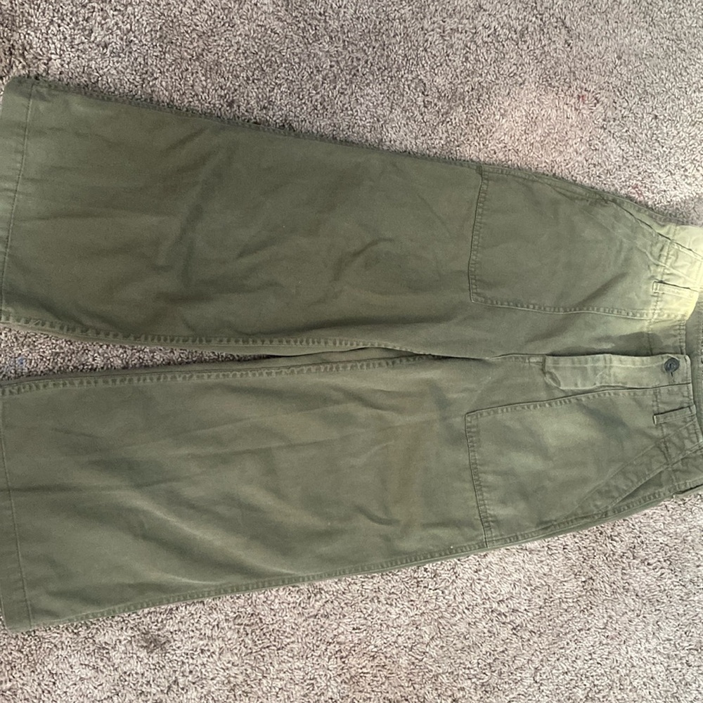 Green wide leg pants